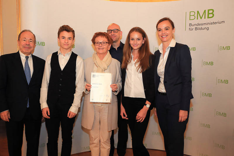 And the succes story goes on …„Hertha Goes Science“ unter den 20 besten Projekten im Finale des B & C Bildungspreises